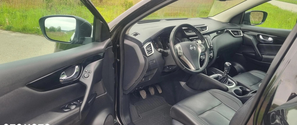 Nissan Qashqai cena 57800 przebieg: 76000, rok produkcji 2014 z Puszczykowo małe 742